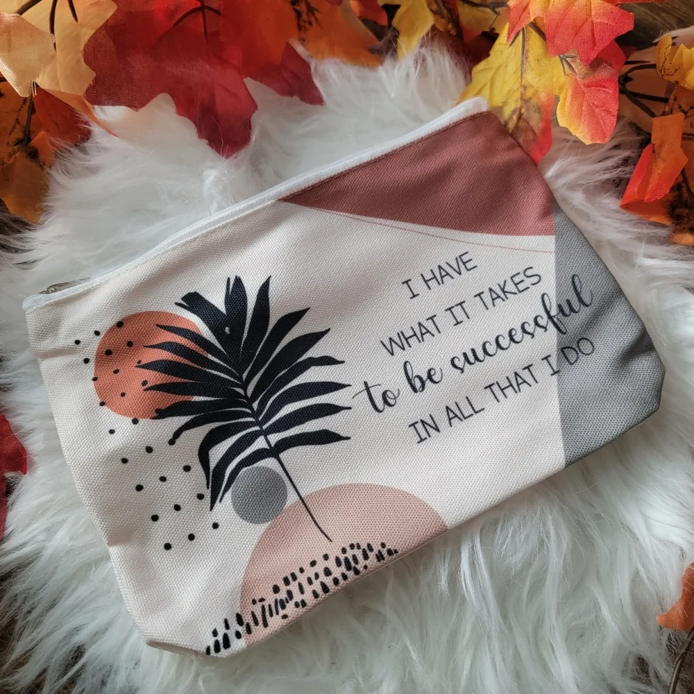 4/28 Cosmetic Pouch / Essential Pouch Storage Organizer
